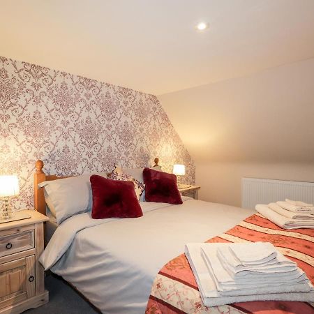 Griffin Cottage แนร์น ภายนอก รูปภาพ