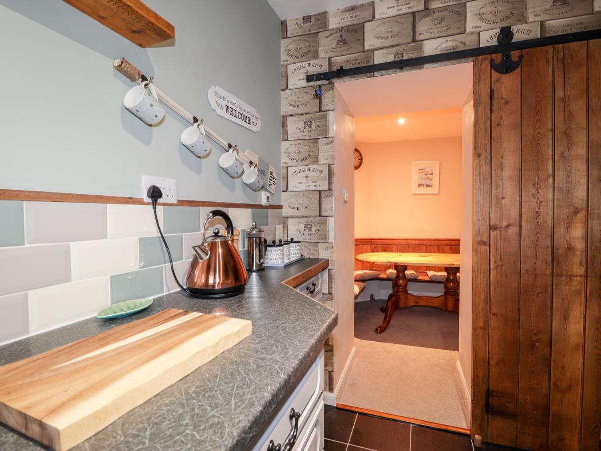 Griffin Cottage แนร์น ภายนอก รูปภาพ